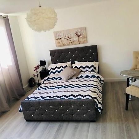 Beautiful Large Room In London Flat Ngoại thất bức ảnh
